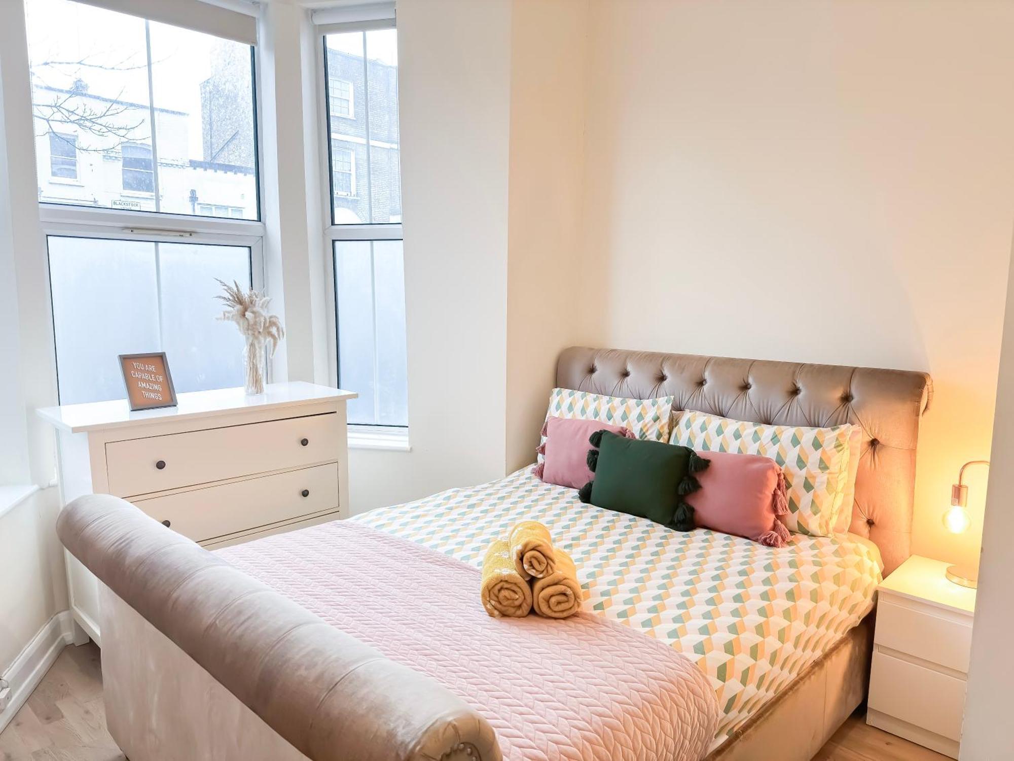 1-Bedroom Flat With Small Garden & Paid Parking In Finsbury Park, Highbury London Luaran gambar