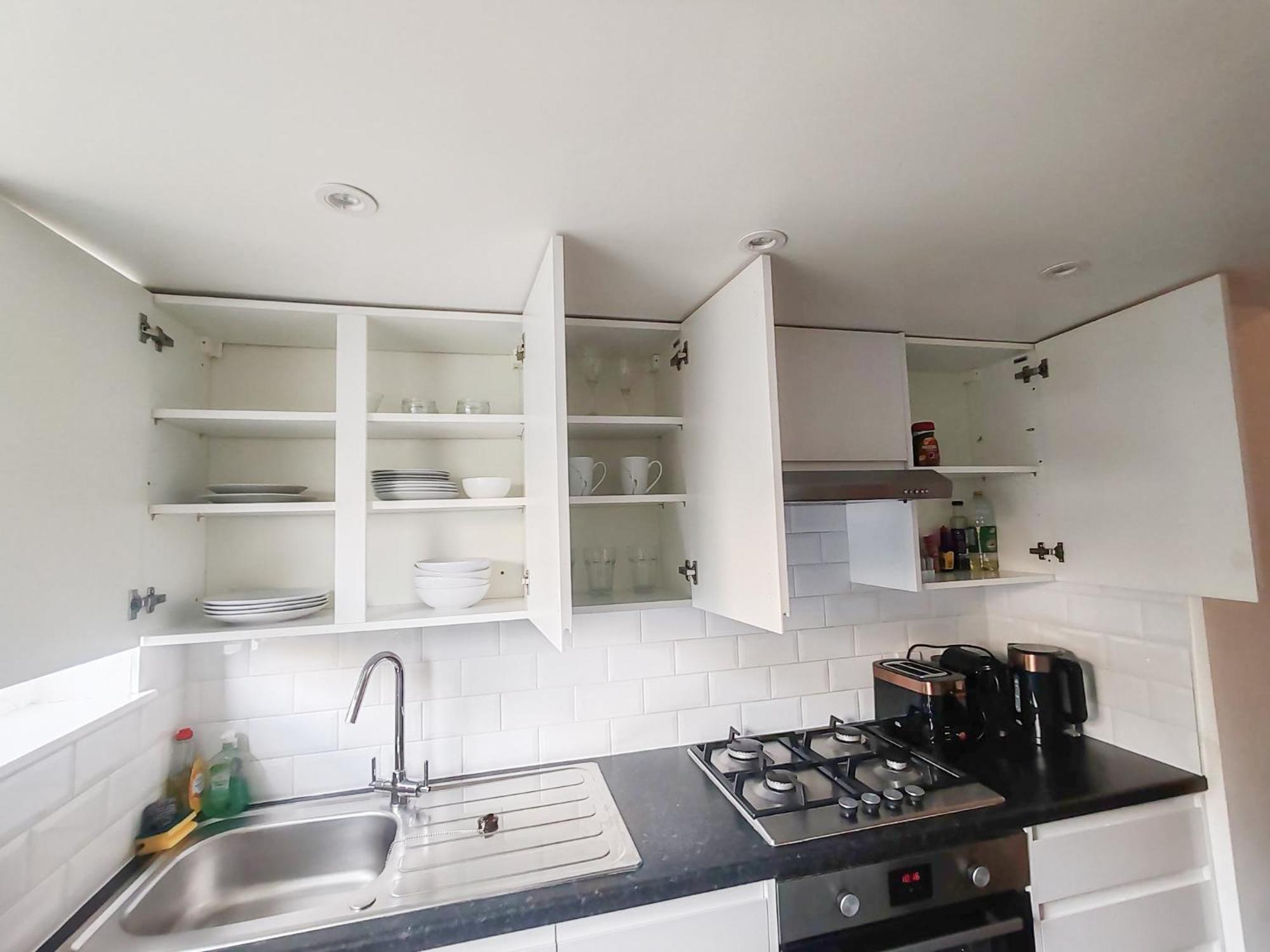 1-Bedroom Flat With Small Garden & Paid Parking In Finsbury Park, Highbury London Luaran gambar